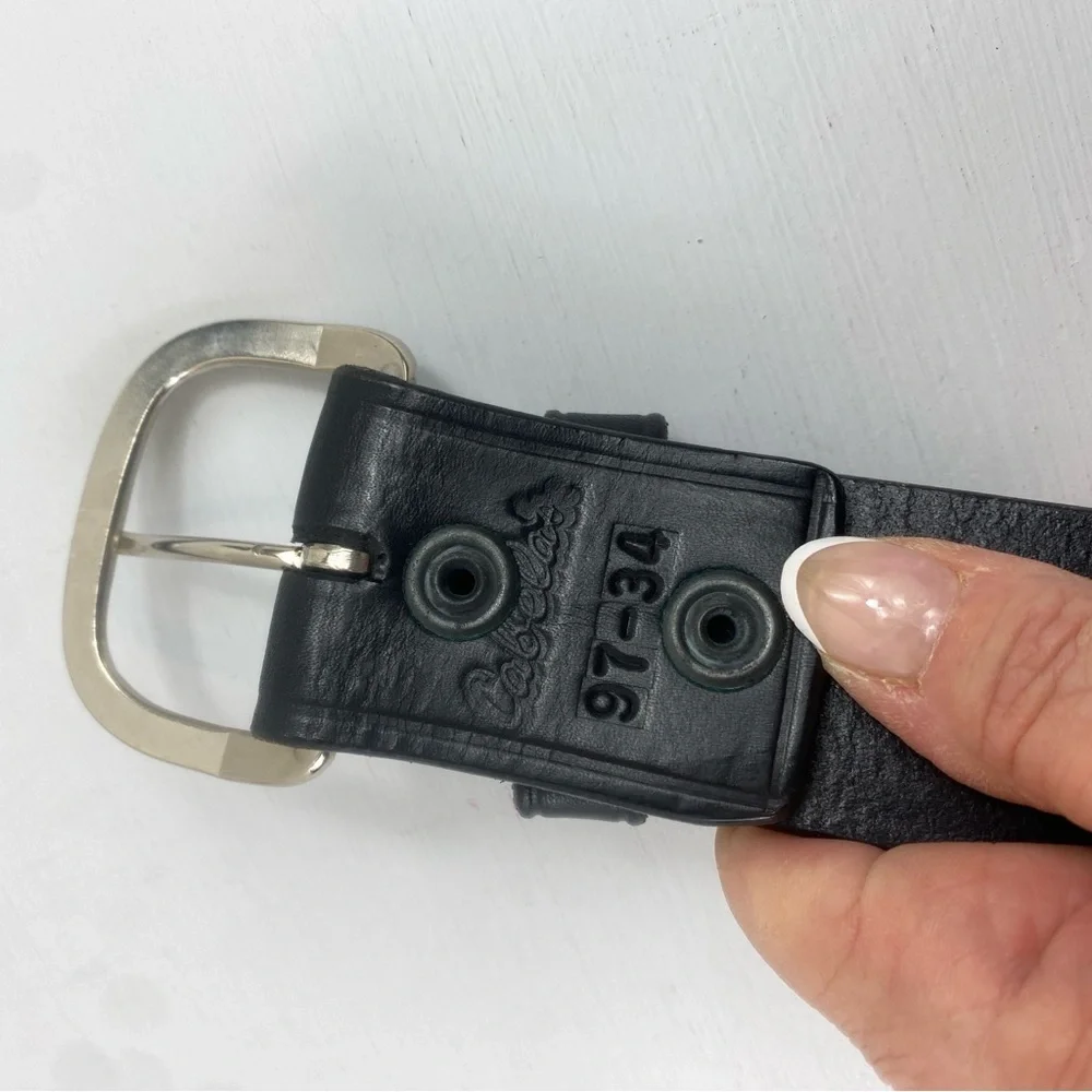 Cabela’s Men’s Black Leather Silver Buckle Classic‎ Quality Leather Belt Sz 34